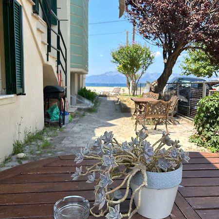 Παγώνα, By The Sea Apartment Pefki  Exterior photo